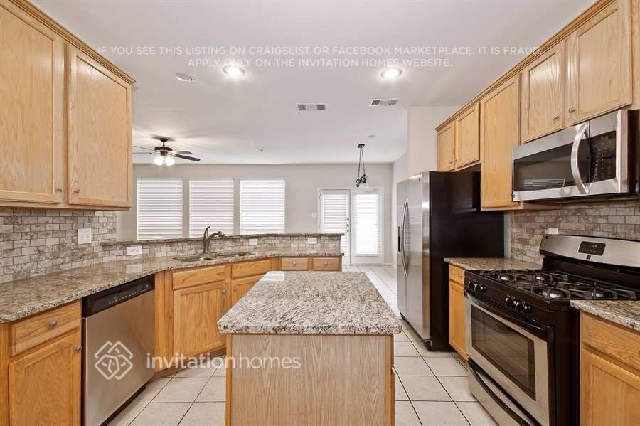 Building Photo - 11732 Latania Ln