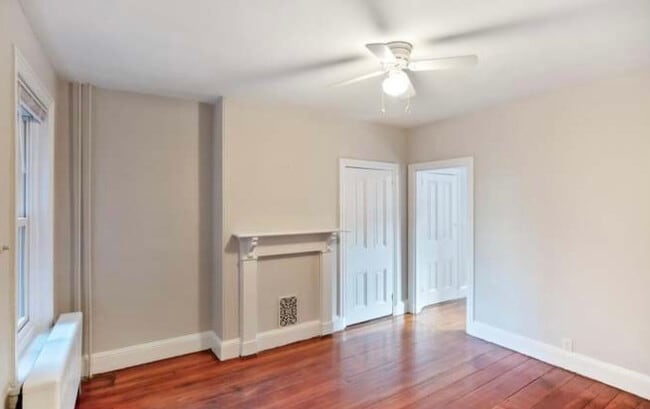 Building Photo - 726 S 16th St