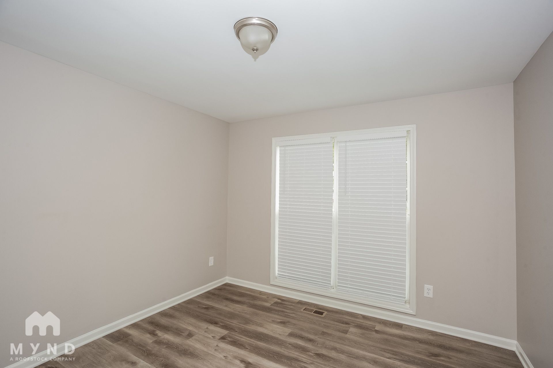Building Photo - 4723 Hendrix Ct