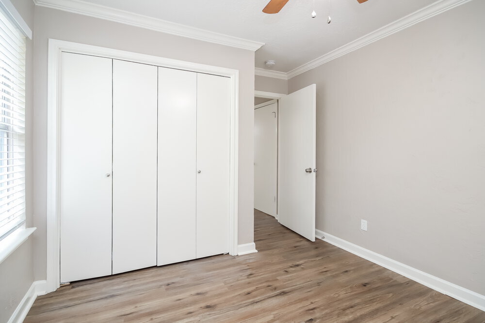 Building Photo - 1715 Windy Knoll Dr