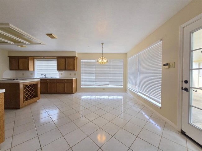 Building Photo - 3902 St Michaels Ct