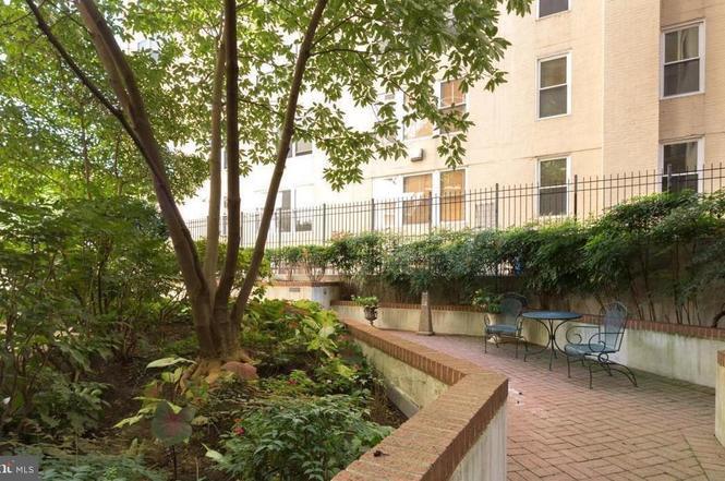 Building Photo - 1441 Rhode Island Ave NW