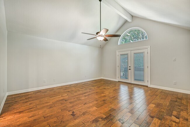 Building Photo - 513 Meadow Bend Dr