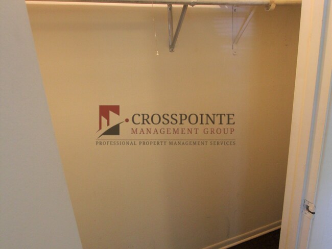 Building Photo - COMING SOON! 2 Bedroom 1 Bath Duplex in West Tyler!