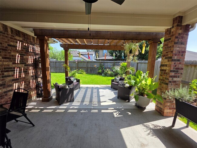 Building Photo - 6158 Cornell Ln