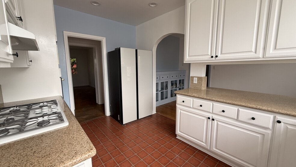 Building Photo - 1611 Idlewood Rd