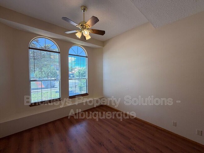 Building Photo - 7281 Spruce Mountain Loop NE