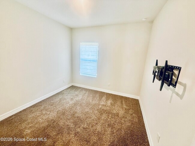 Building Photo - 614 Lynbrook St NW