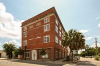 Building Photo - 1050 Hendricks Ave