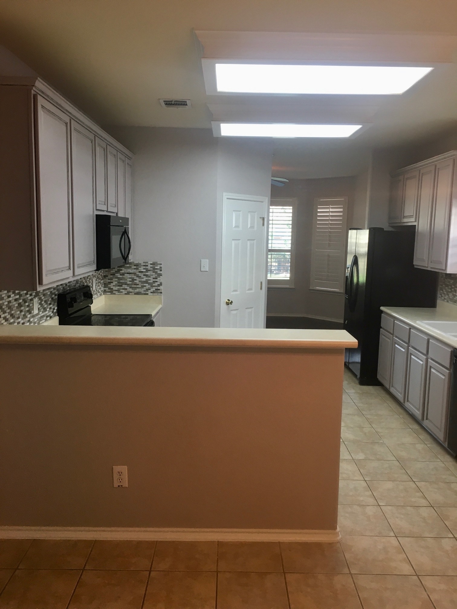 Kitchen from dining area - 24307 Alamosa Falls