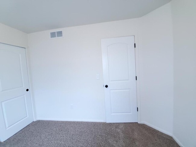 Building Photo - 1040 Mount Oxford Ave