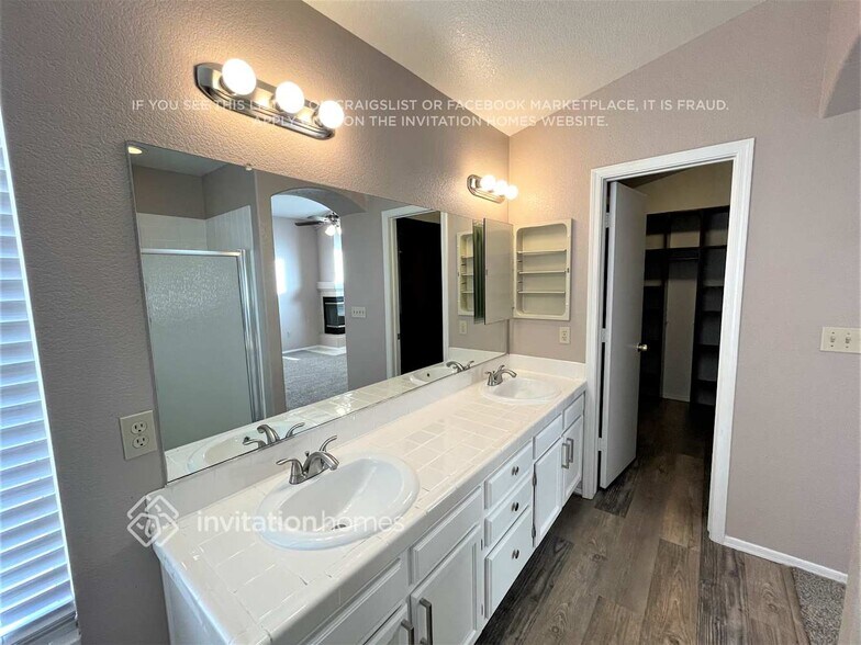 Building Photo - 1638 Rio Bravo Dr