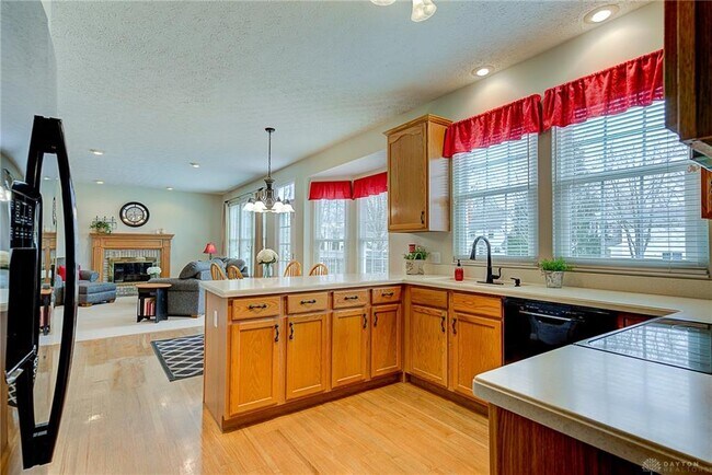 Building Photo - 4204 Country Glen Cir