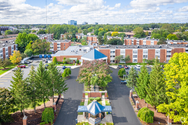 Building Photo - Park at Franklin Senior Living