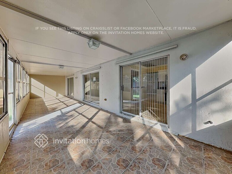 Building Photo - 12152 NW 35th Pl