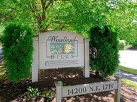 Building Photo - Woodland Hills Two Bed 2 Bath Condo