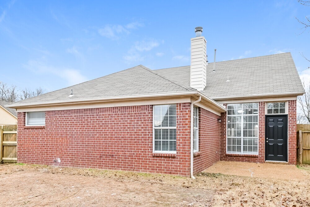 Building Photo - 2752 Misty Valley Dr