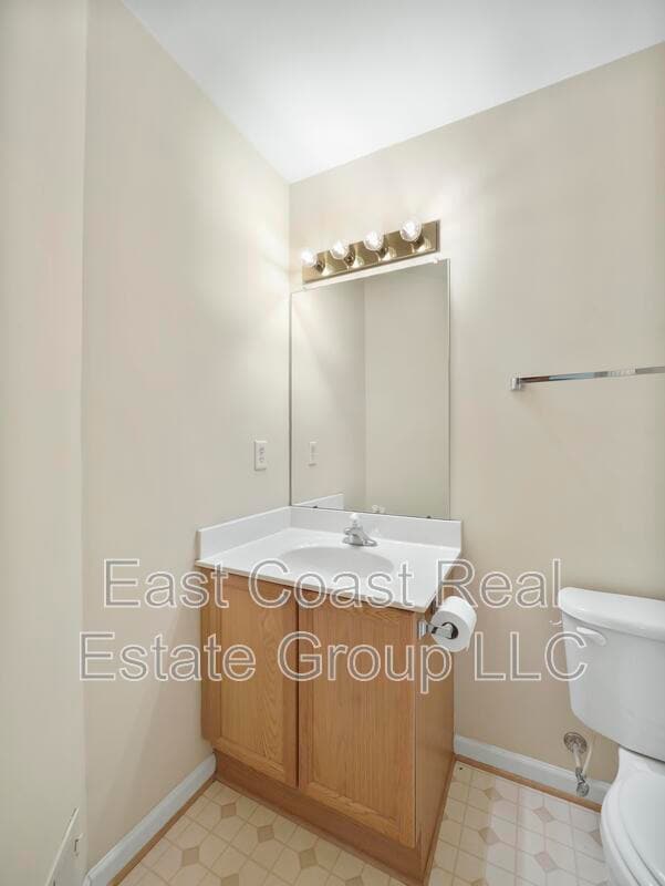 Building Photo - 125 Amelia Dr