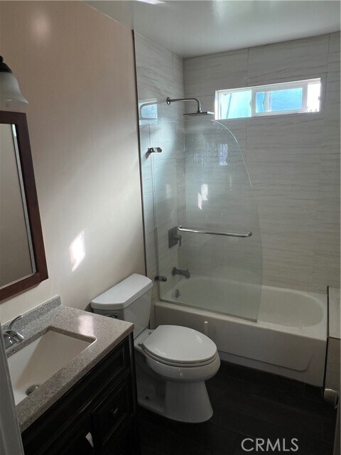 Building Photo - 4935 Sereno Dr