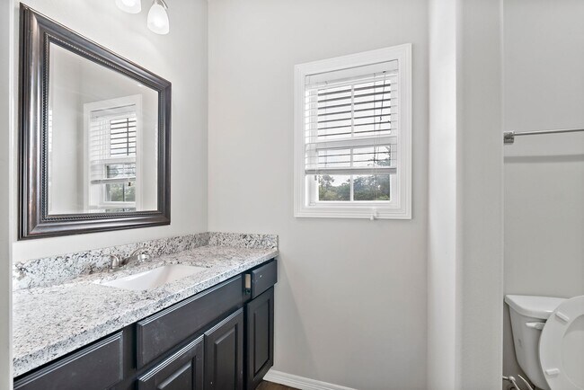 Building Photo - 4309 Nagle St
