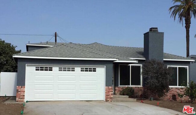 Building Photo - 8424 Gonzaga Ave