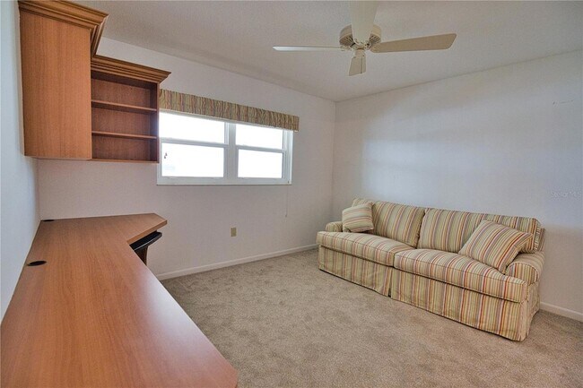 Building Photo - 766 Village Cir