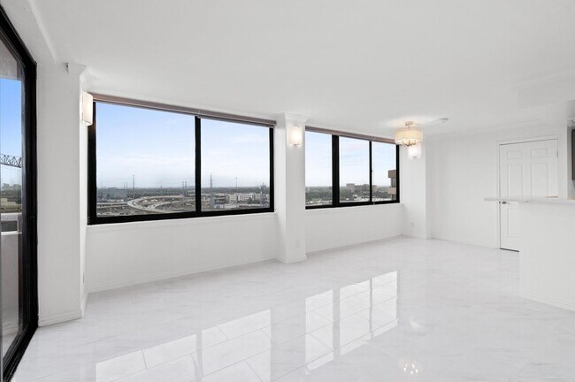 Building Photo - 3525 Sage Rd