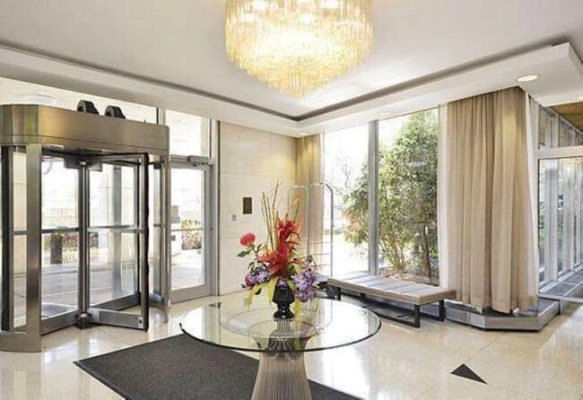 Building Photo - 3950 N Lake Shore Dr