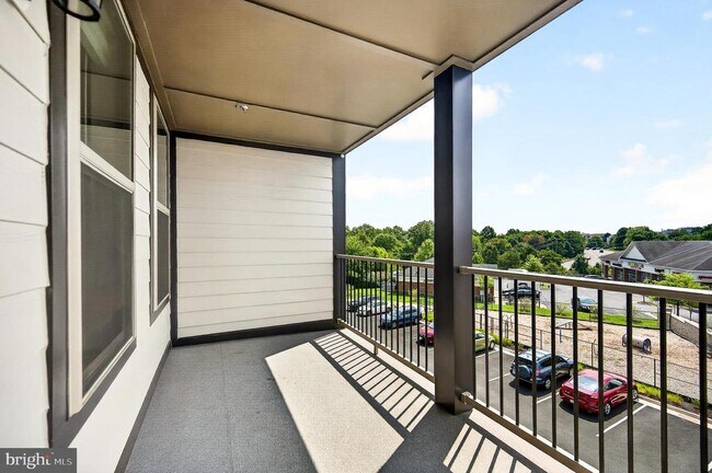 Building Photo - 20957 Bluebird Sq