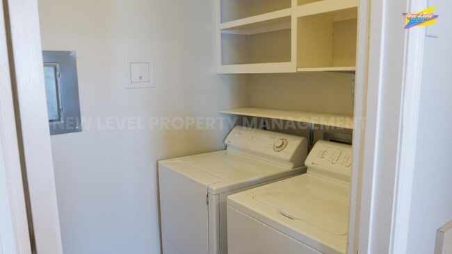 Building Photo - 1717 S Cypress St