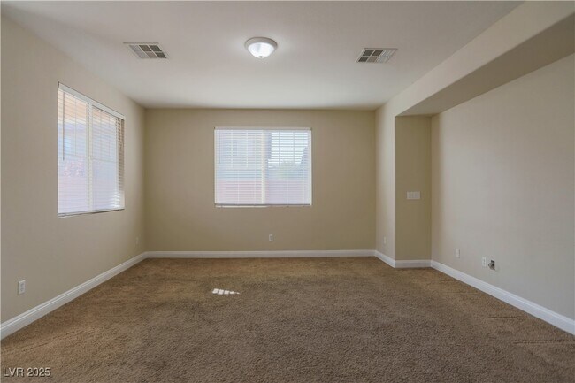 Building Photo - 10733 Mentesana Ave