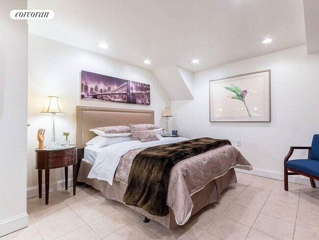 Building Photo - 179 Greene Ave