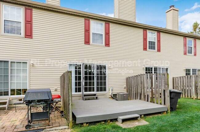 Building Photo - 1812 Bennigan Dr