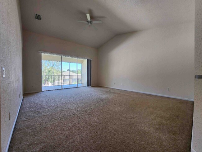 Building Photo - 4560 SW 52nd Cir