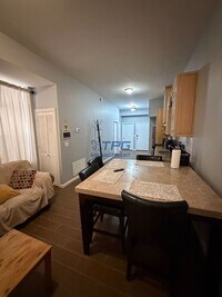 Building Photo - 142 Ripley Pl