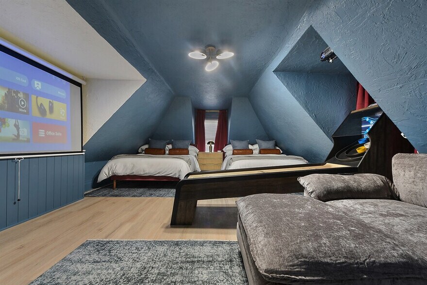 Building Photo - 3531 Fleming Ave