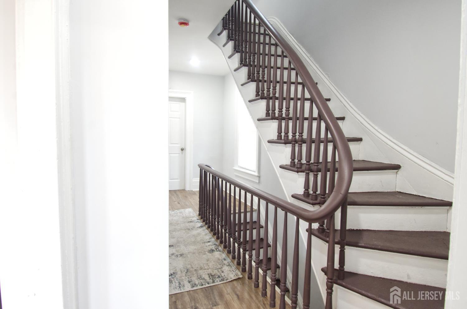 Building Photo - 1076 Fulton St