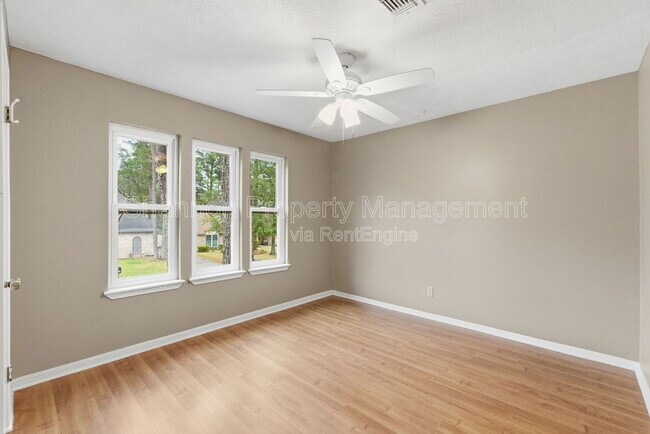 Building Photo - 12635 Ivyforest Dr