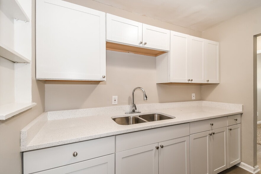 Building Photo - 5135 Archery Ave