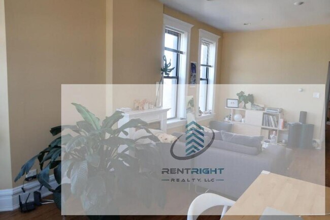 Building Photo - 2 bedroom in CHICAGO IL 60622