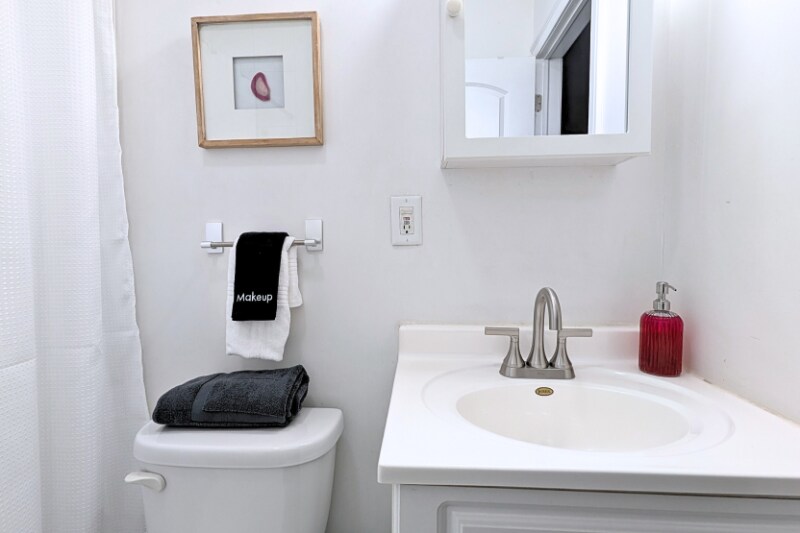 Building Photo - 108 Gotthart St