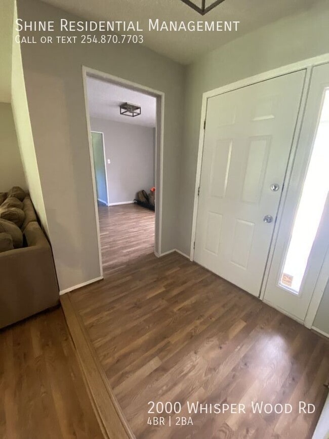 Building Photo - 2000 Whisper Wood Rd