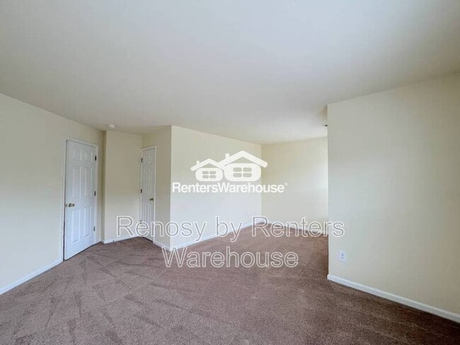 Building Photo - 3711 Bay Crescent