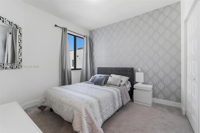 Building Photo - 8367 Central Park Blvd