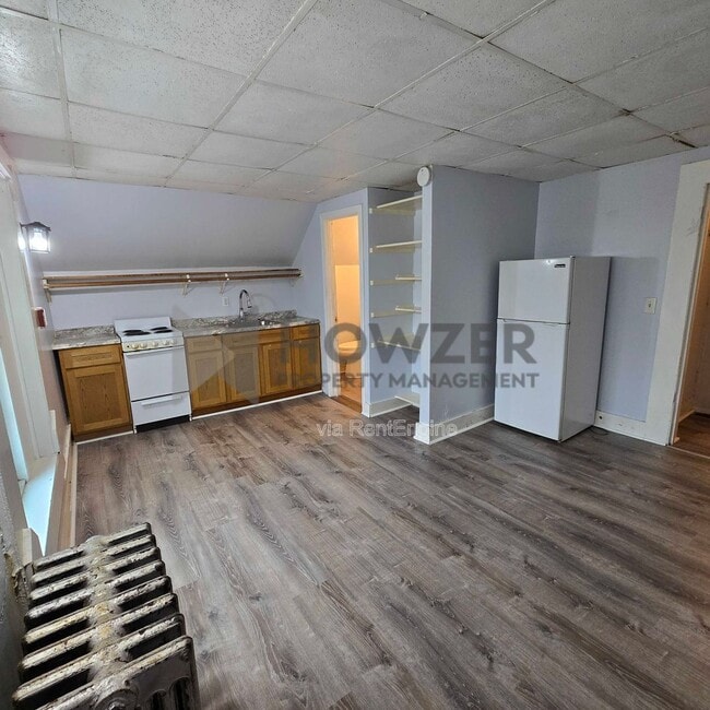 Building Photo - 109 Green St