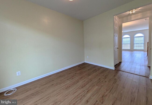 Building Photo - 25015 Riding Center Dr