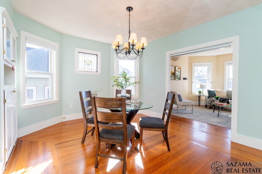 Building Photo - 23 Wenham St