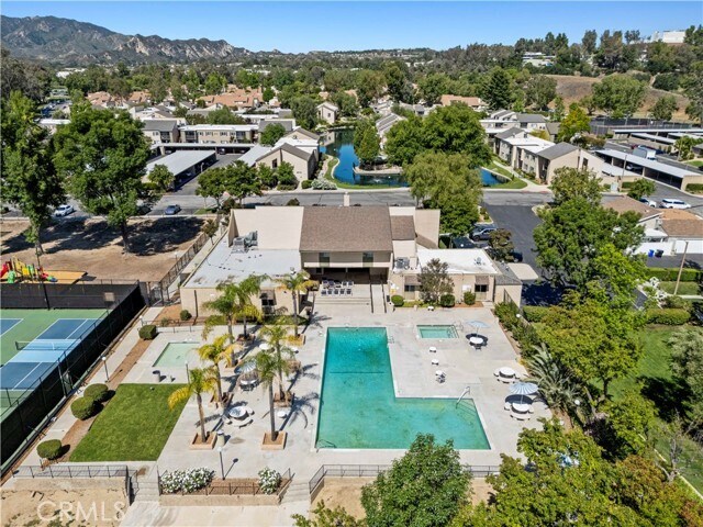 Building Photo - 24518 W Nicklaus Dr