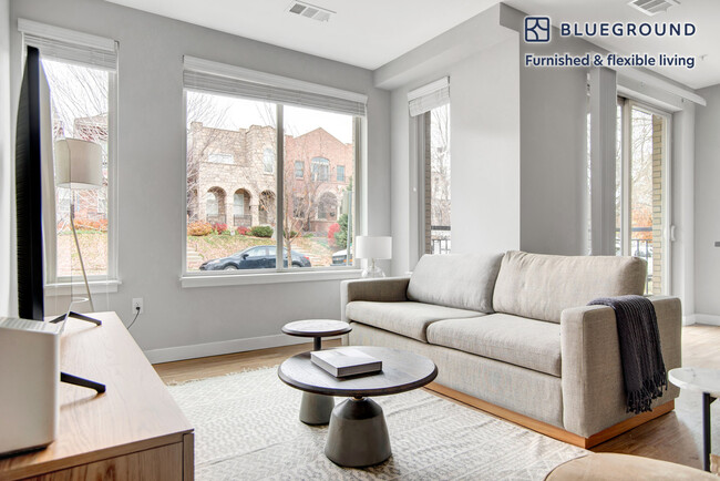 Primary Photo - 2298 W 28th Ave