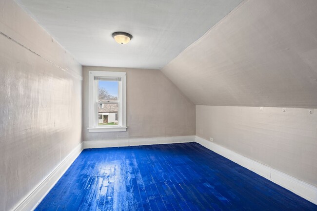 Building Photo - 4 Bedroom House in Kimberly